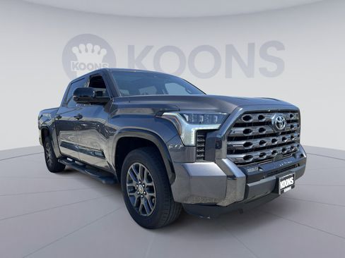 Used 2023 Toyota Tundra Platinum AWD/4WD image 18
