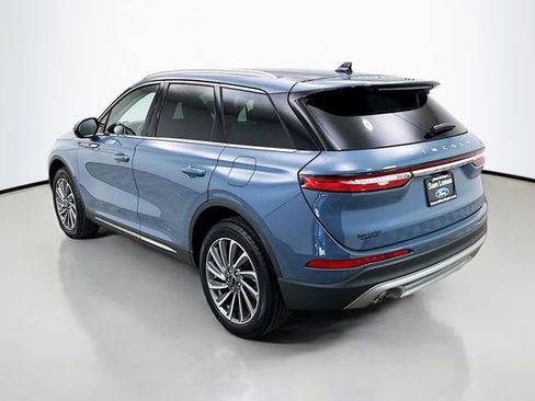 Used 2023 Lincoln Corsair Reserve image 5