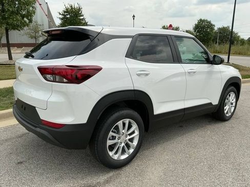 New 2026 Chevrolet TrailBlazer LS w/ LS Convenience Package FWD image 6