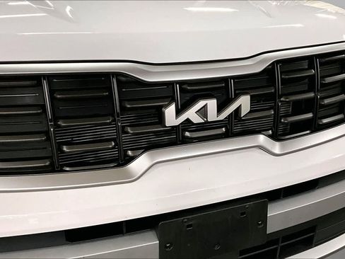 Used 2025 Kia Telluride S AWD/4WD image 30