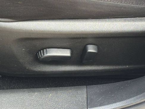 Used 2025 Nissan Altima 2.5 SV FWD image 22