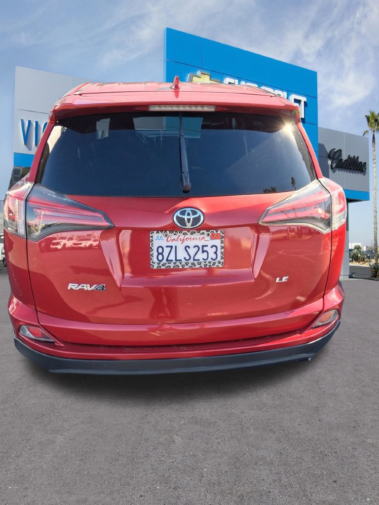 Used 2017 Toyota RAV4 LE w/ Carpet Mat Package FWD image 5