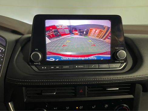 Certified 2023 Nissan Rogue S AWD/4WD image 14