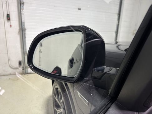 Used 2022 BMW X5 xDrive45e w/ M Sport Package image 16