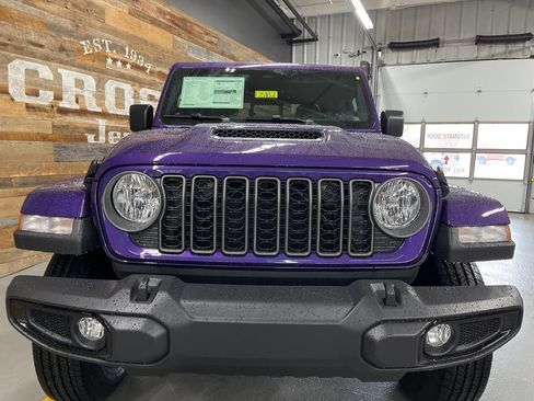 New 2026 Jeep Gladiator Sport image 8