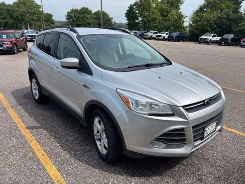 Used 2013 Ford Escape SE FWD image 4
