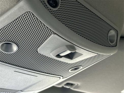 Certified 2019 Ford F150 Lariat w/ Equipment Group 501A Mid image 37