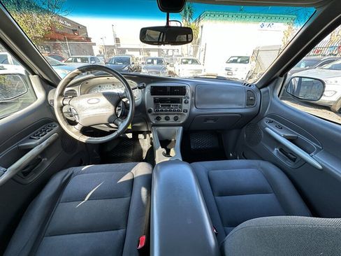 Used 2002 Ford Explorer Sport Trac Value image 15