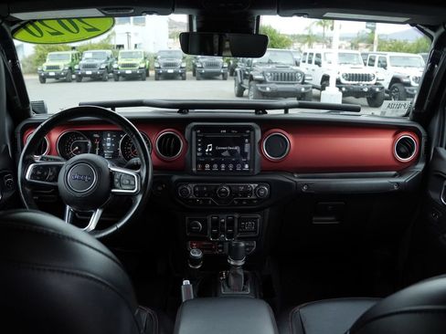 Certified 2020 Jeep Gladiator Rubicon AWD/4WD image 30
