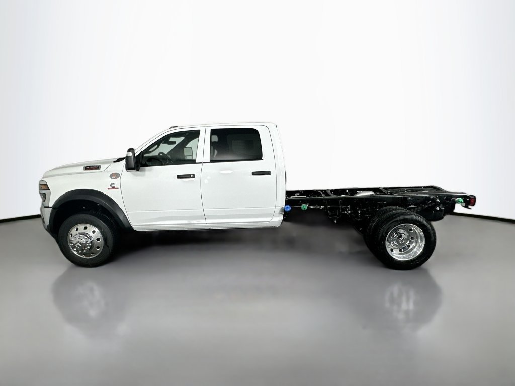 New 2026 RAM 4500 Tradesman AWD/4WD image 4