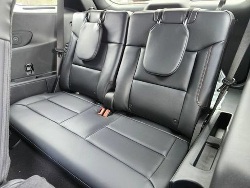 New 2026 Ford Explorer ST-Line w/ ST-Line Street Pack AWD/4WD image 18