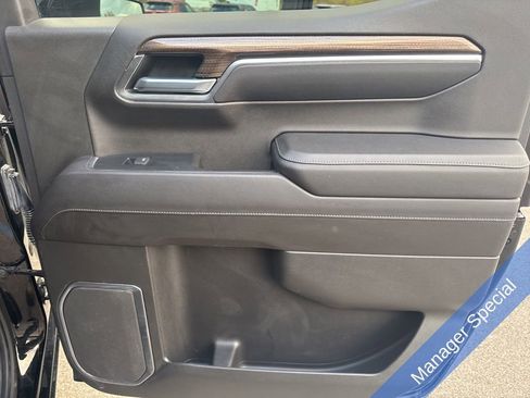 Used 2022 Chevrolet Silverado 1500 LT image 33