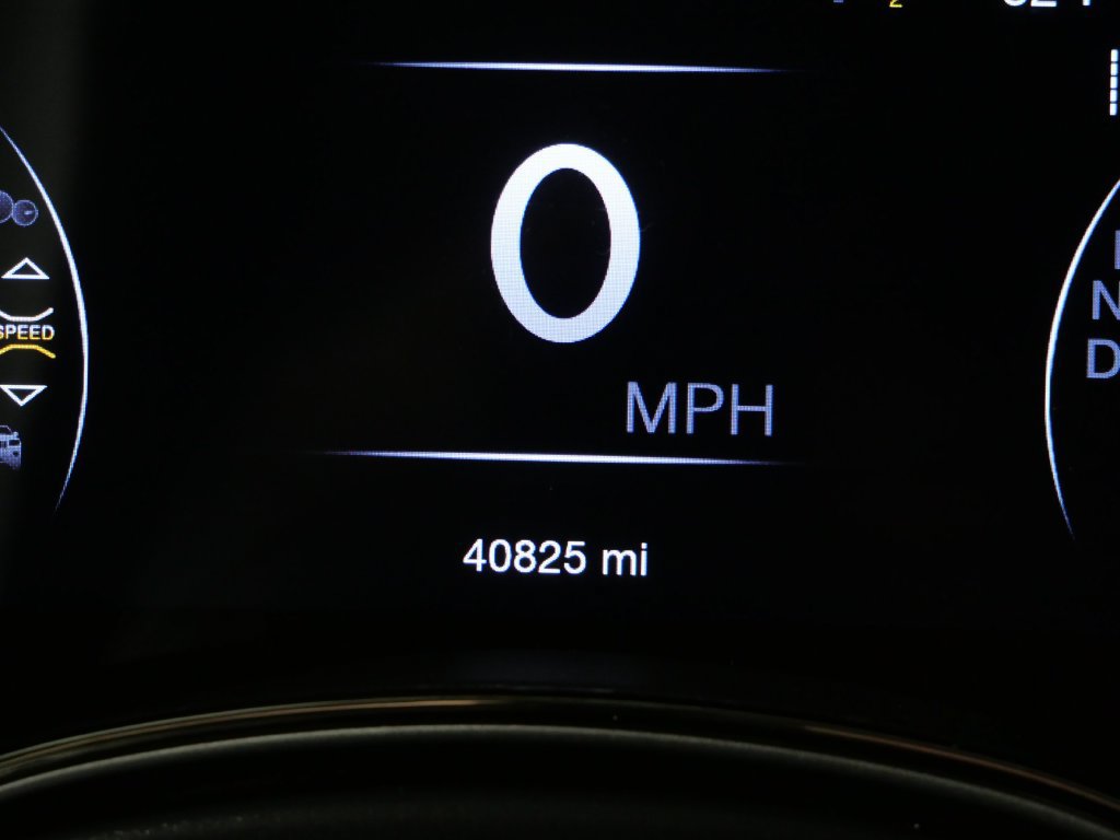 Used 2020 Jeep Grand Cherokee High Altitude AWD/4WD image 32