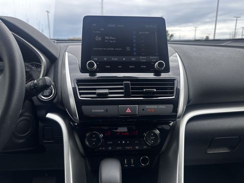 Used 2025 Mitsubishi Eclipse Cross SE AWD/4WD image 16