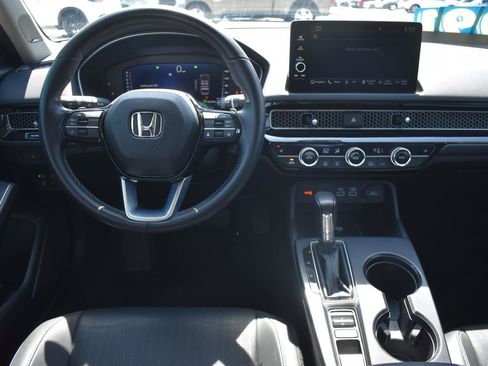 Used 2024 Honda Civic Touring image 18