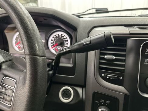 Used 2014 RAM 1500 Express image 21