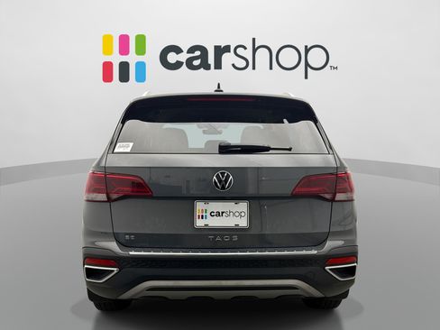 Used 2024 Volkswagen Taos SE FWD image 4