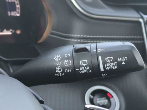 New 2025 Jeep Grand Cherokee L Altitude AWD/4WD image 28