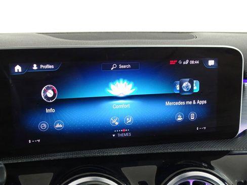 Used 2019 Mercedes-Benz A 220 w/ Premium Package image 33