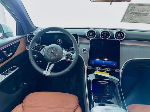 New 2026 Mercedes-Benz GLC 300 image 22