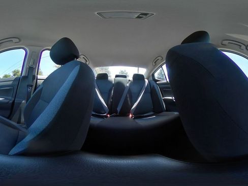 Used 2025 Nissan Versa SV FWD image 40