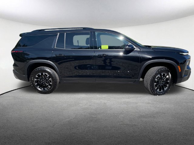 Used 2026 Chevrolet Traverse Z71 w/ LPO, Floor Liner Package AWD/4WD image 18