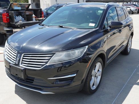 Used 2015 Lincoln MKC AWD image 1