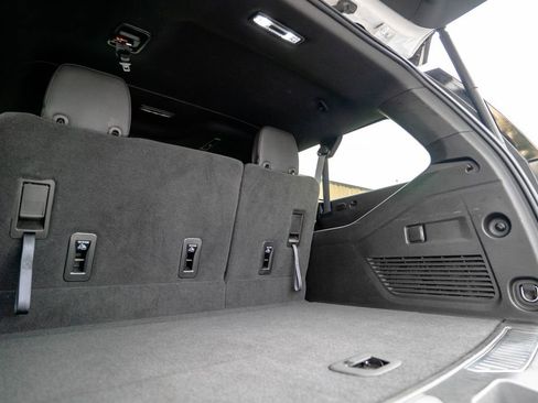 Certified 2023 Chevrolet Suburban RST AWD/4WD image 35