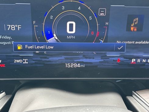 Used 2025 Chevrolet Tahoe Z71 image 9