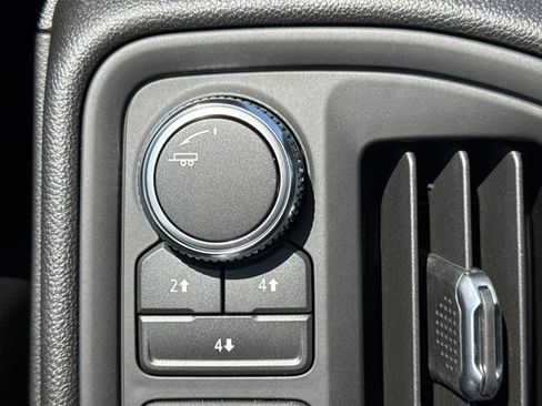 New 2026 GMC Sierra 2500 Pro AWD/4WD image 13