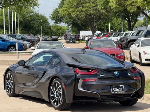 Used 2015 BMW i8 image 8