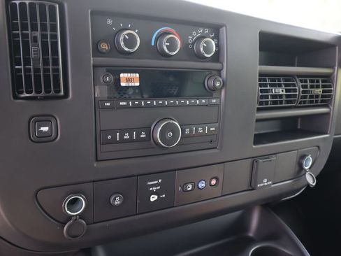 New 2025 GMC Savana 2500 Work Van w/ Driver Convenience Package image 11