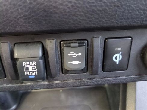 Used 2019 Toyota Tacoma TRD Sport image 23