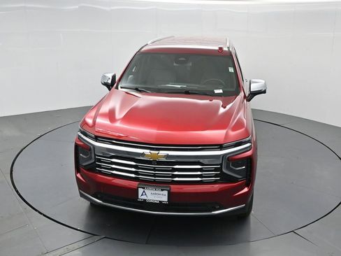 Used 2025 Chevrolet Suburban Premier image 28