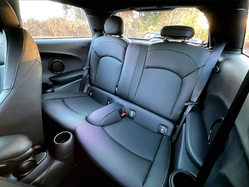 Used 2023 MINI Cooper S image 19