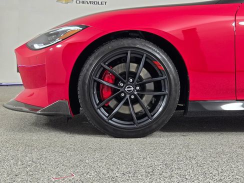 Used 2025 Nissan Z Performance w/ Floor Mat Package RWD image 8