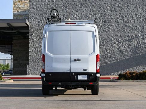 Used 2017 Ford Transit 350 148 Medium Roof RWD image 5