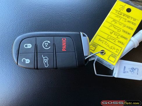 Used 2019 Jeep Grand Cherokee Limited image 28