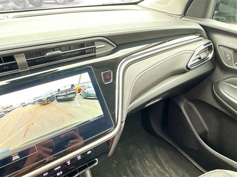 Used 2023 Chevrolet Bolt EUV LT image 24