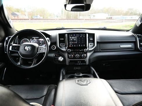 Used 2024 RAM 1500 Laramie image 21