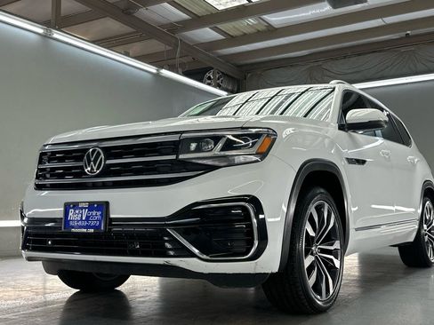 Used 2021 Volkswagen Atlas SEL R-Line FWD image 4