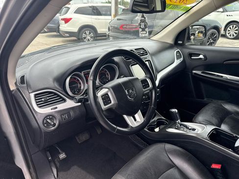 Used 2019 Dodge Journey GT AWD/4WD image 9
