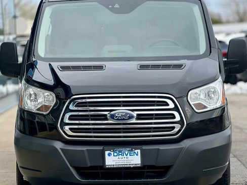Used 2017 Ford Transit 150 130 Low Roof w/ Exterior Upgrade Package RWD image 6