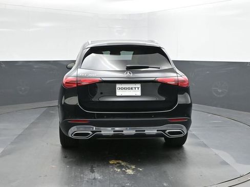 New 2025 Mercedes-Benz GLC 300 image 8