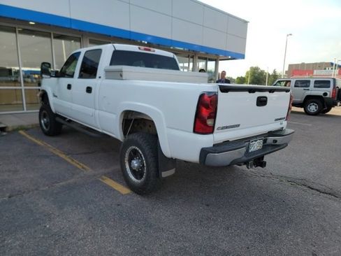 Used 2005 Chevrolet Silverado 1500 LS w/ Skid Plate Package AWD/4WD image 7