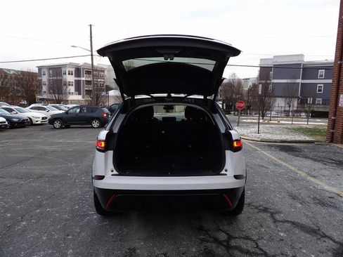 Used 2020 Land Rover Range Rover Velar R-Dynamic S image 9