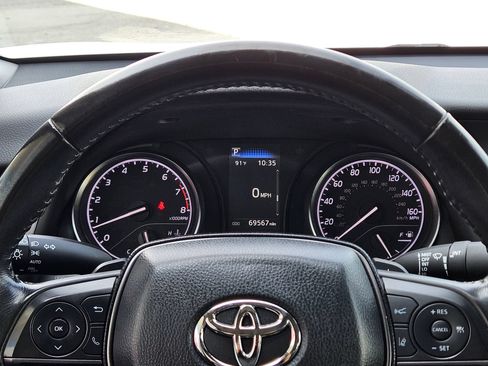 Used 2024 Toyota Camry SE FWD image 15