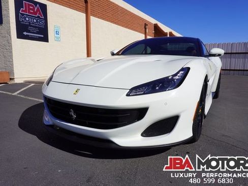 Used 2019 Ferrari Portofino image 30