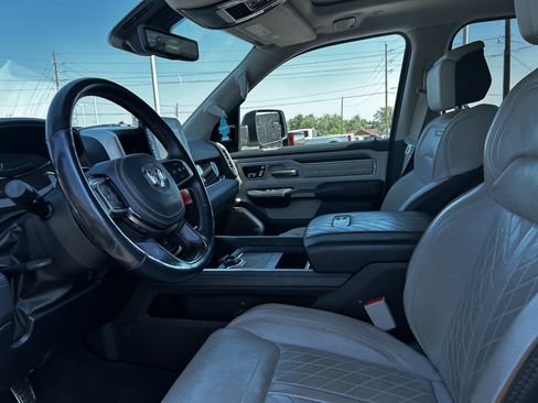 Used 2025 RAM 1500 Tungsten AWD/4WD image 7