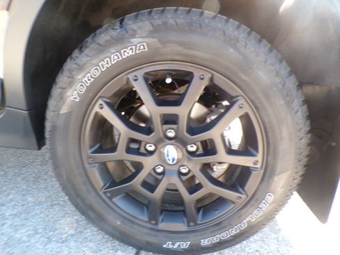 Used 2024 Subaru Crosstrek 2.5i Wilderness AWD/4WD image 9